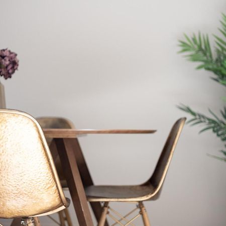 Renovated 3 Bedroom Apt With Acropolis View アテネ エクステリア 写真