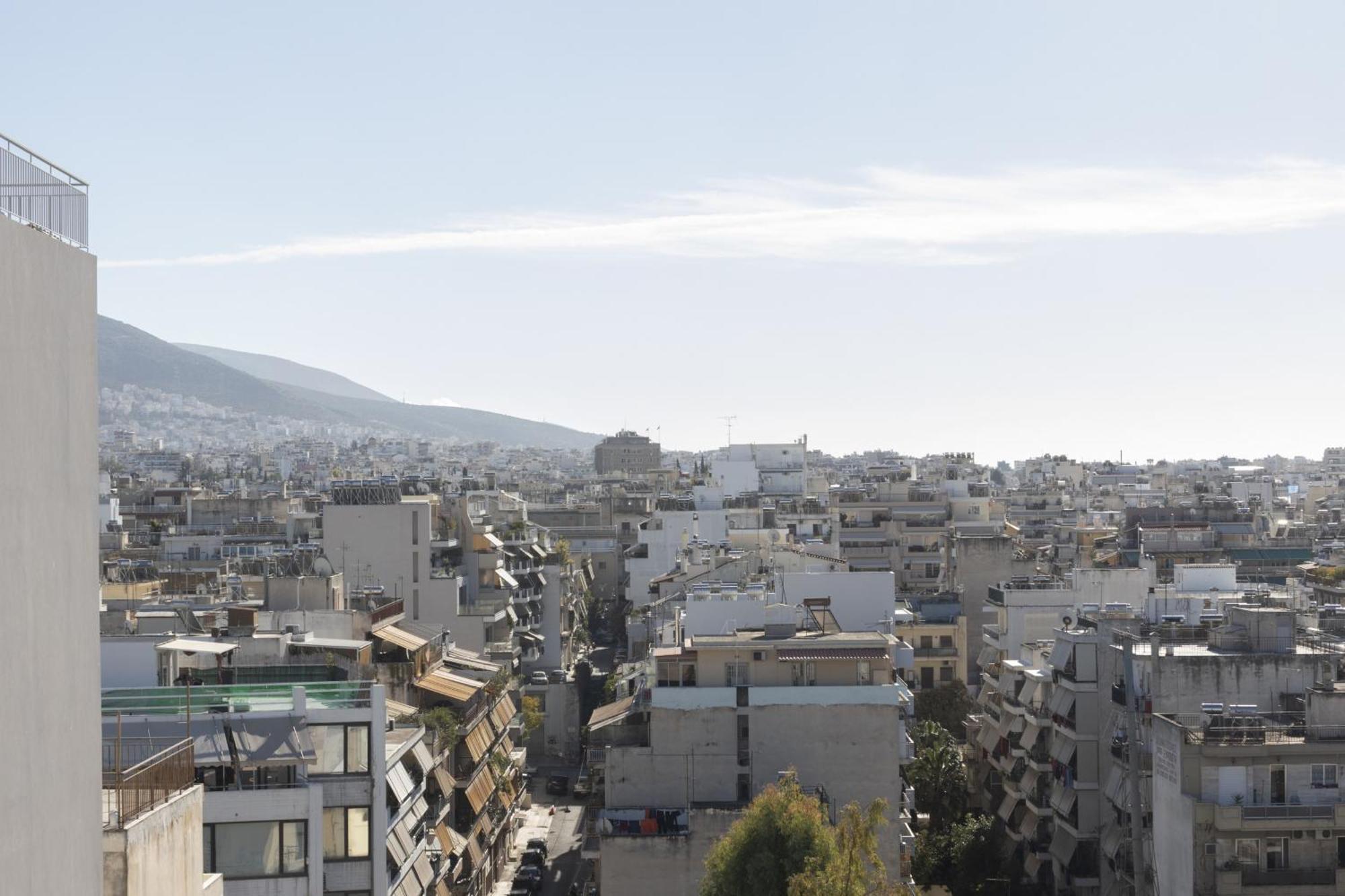 Renovated 3 Bedroom Apt With Acropolis View アテネ エクステリア 写真